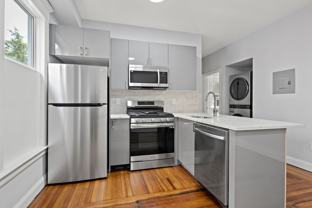 318 Willow St - Photo 1 of 1