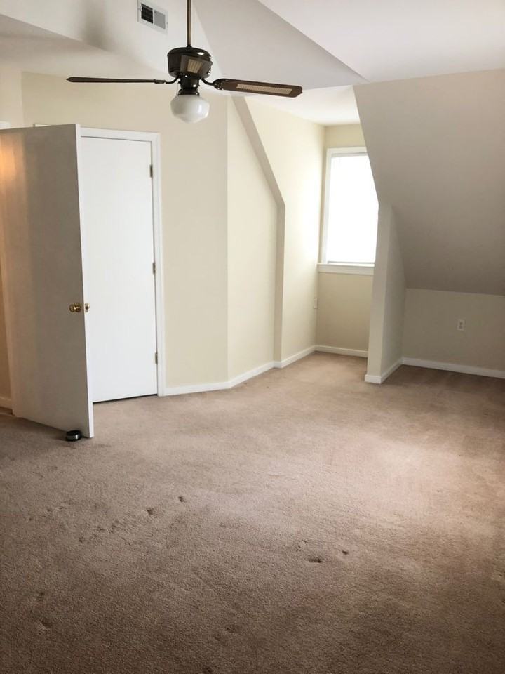 2442 Crystal Ridge Rd - Photo 4 of 8