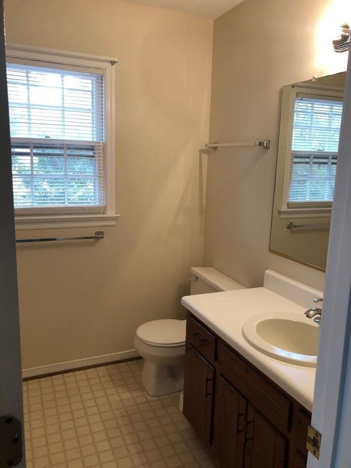 2442 Crystal Ridge Rd - Photo 5 of 8