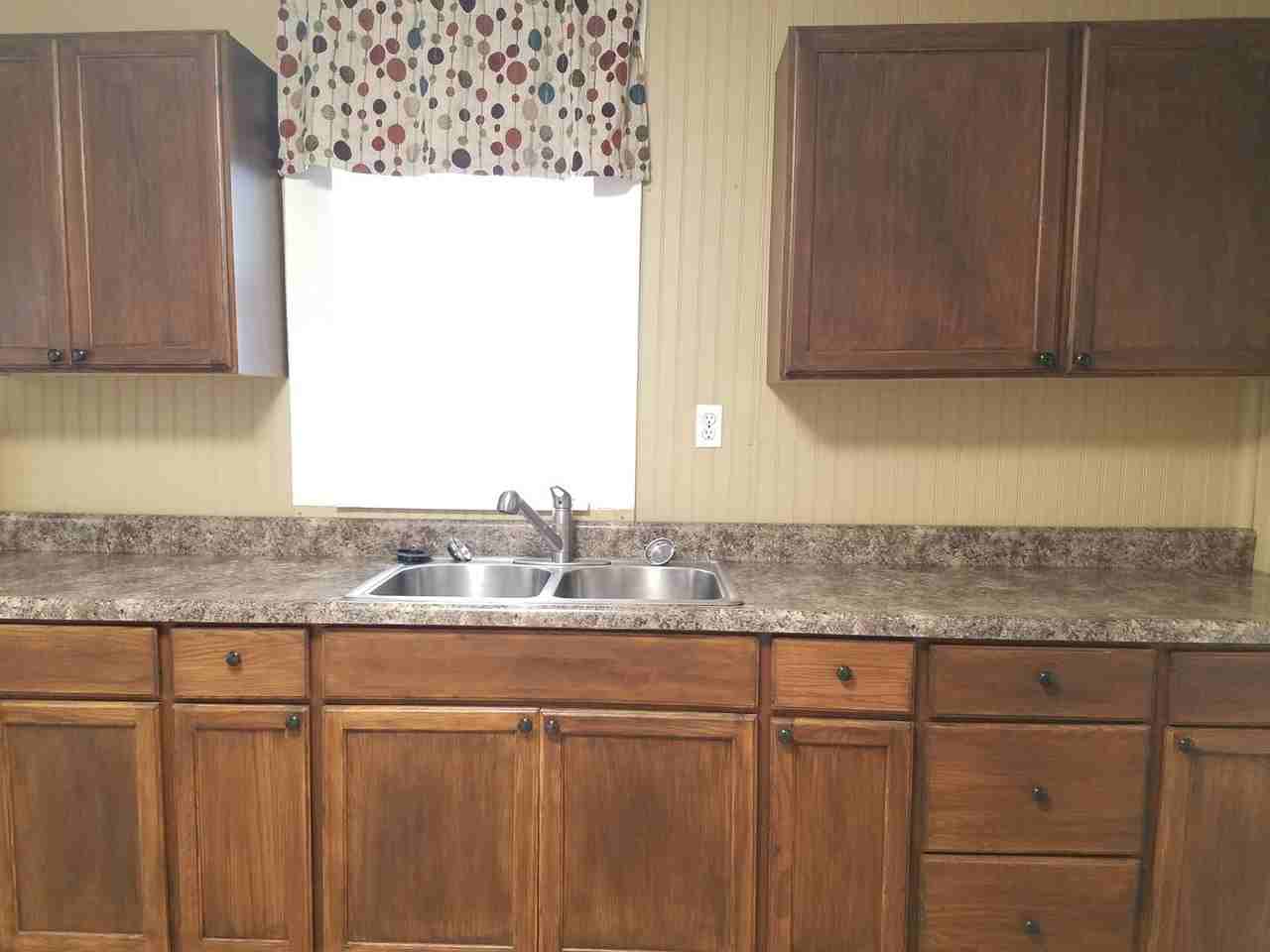 307 S Elm St - Photo 7 of 18