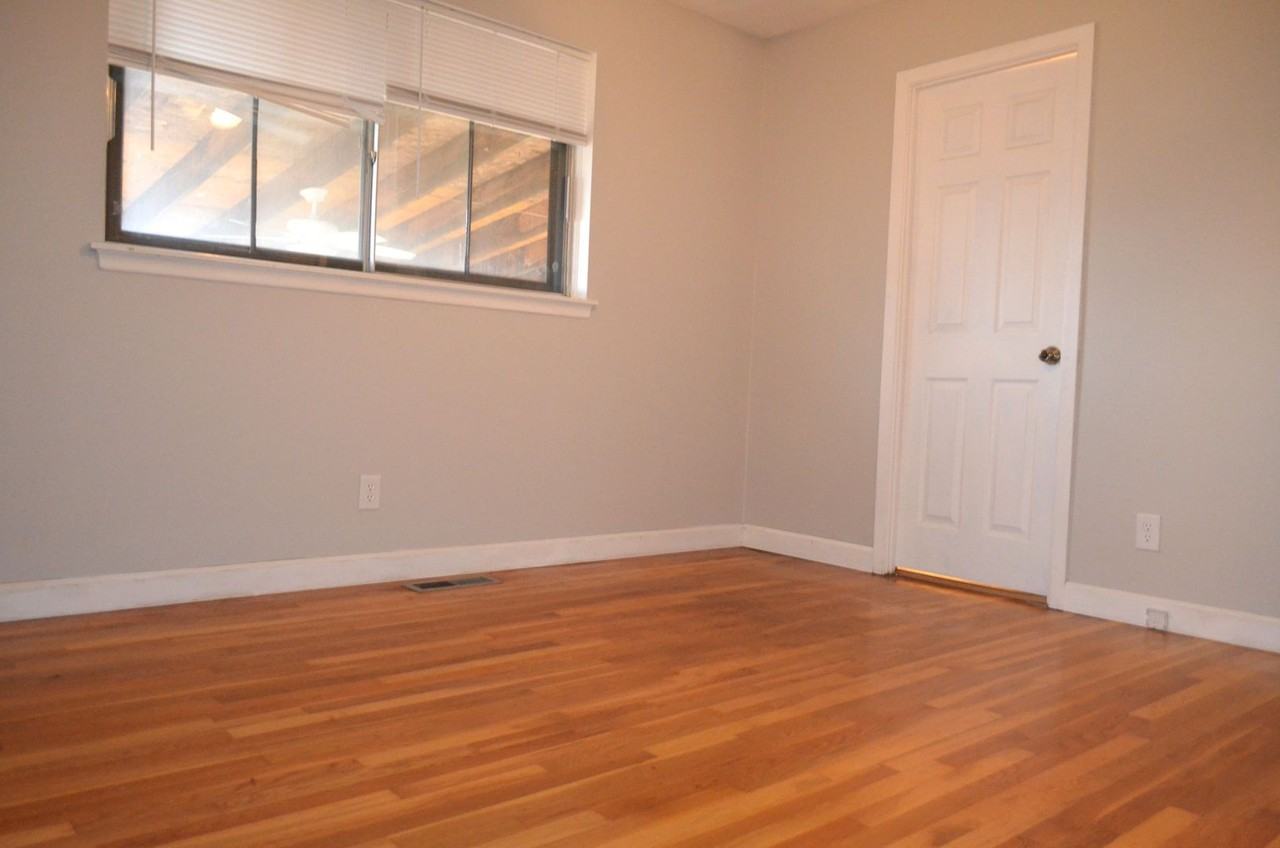 1894 San Luis Rey Pkwy - Photo 3 of 20