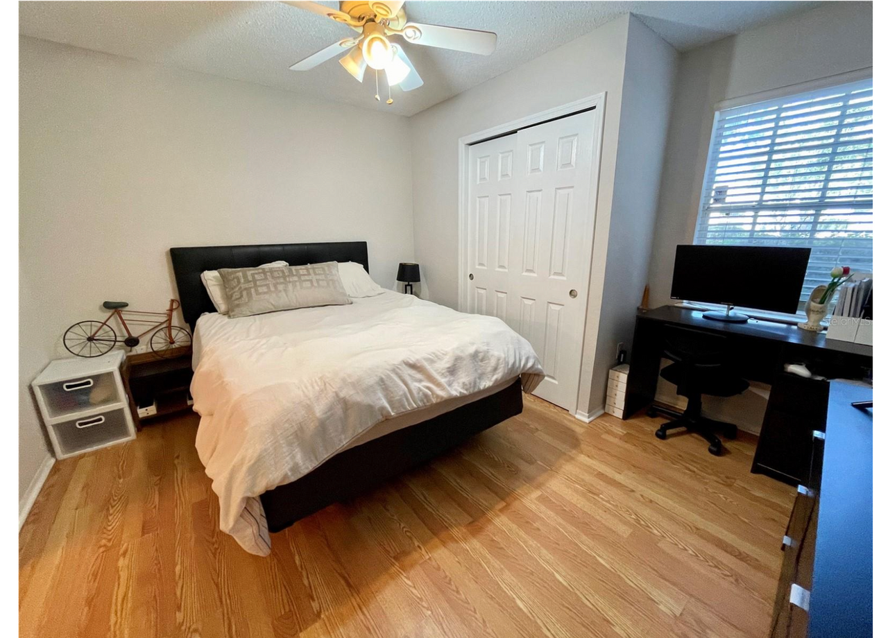 3705 Sw 27th St - Photo 7 of 10