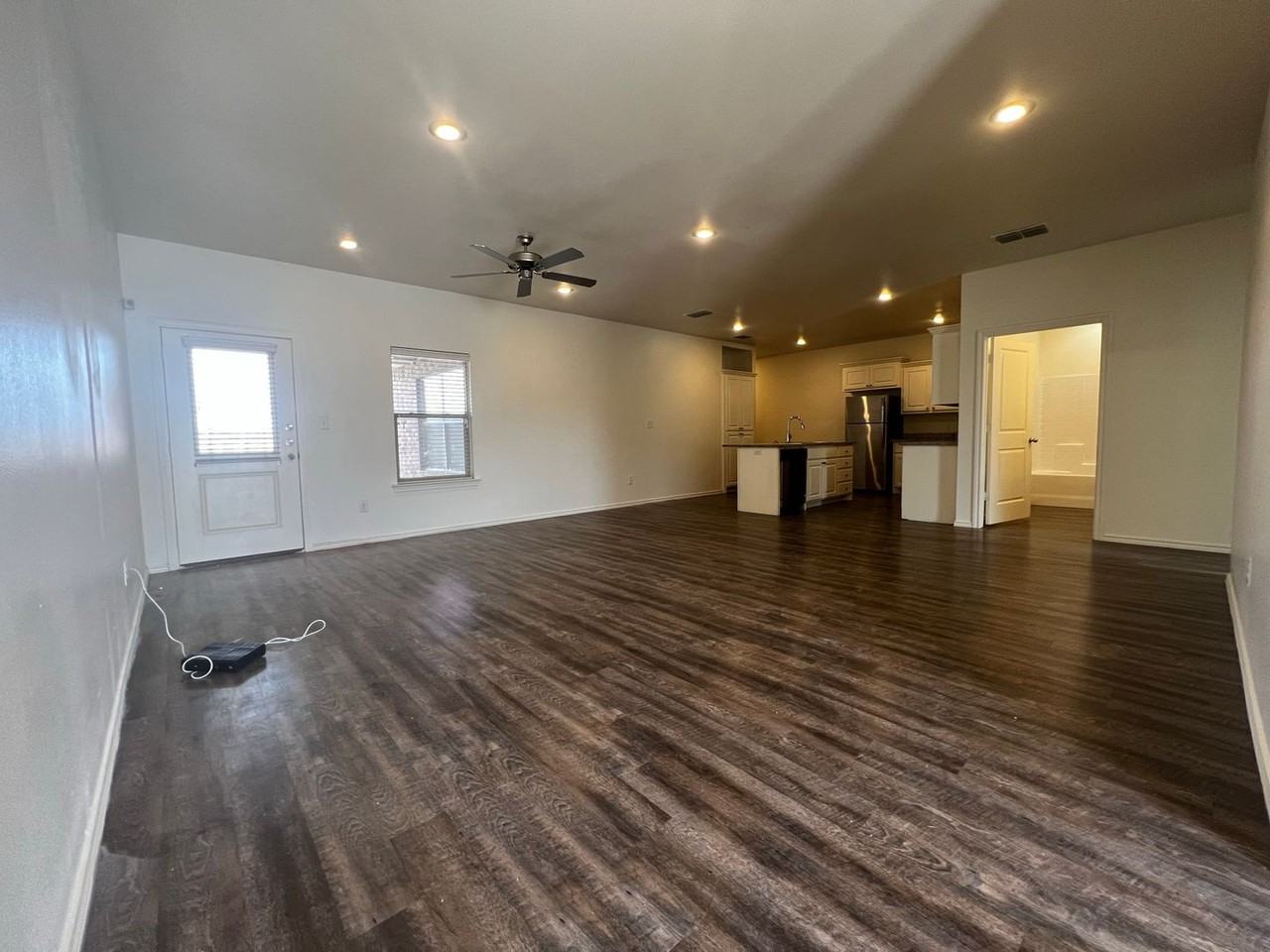 6920 20th St - Photo 3 of 16