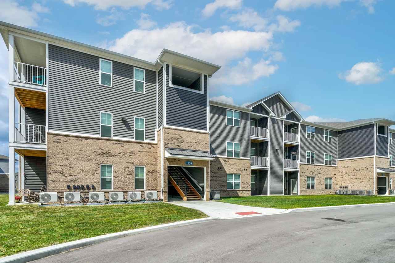 Apartments for Rent In Greenfield, IN Find 25 Condos & Other Rentals