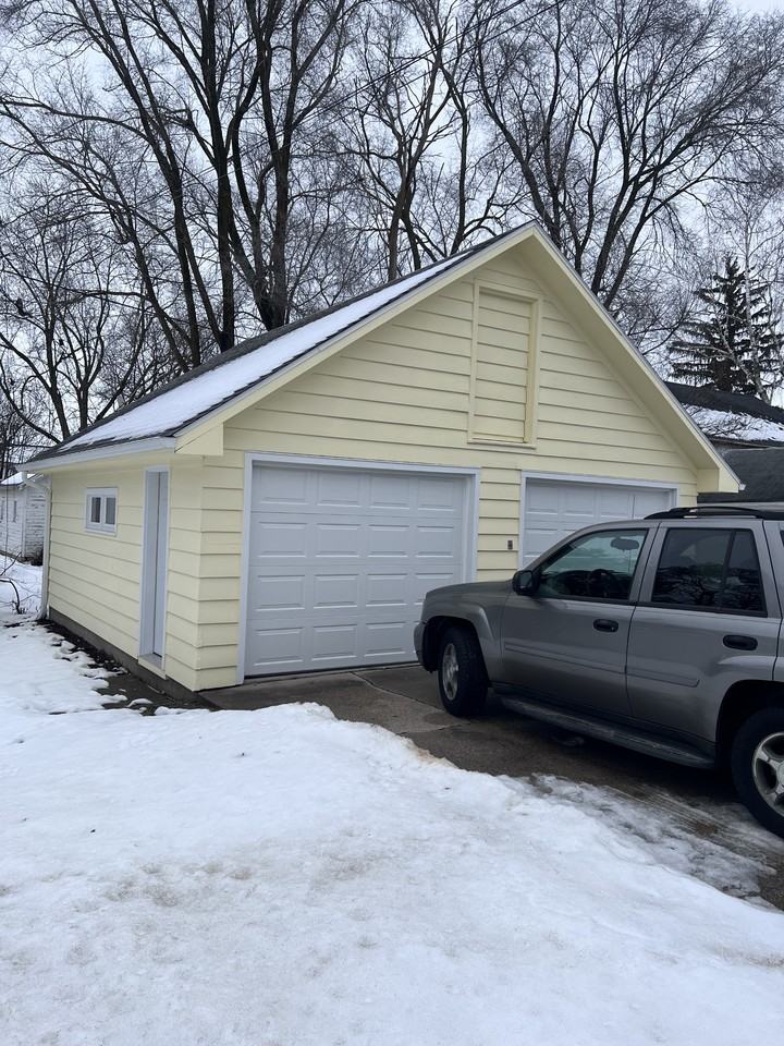 119 N Washington St #119-1-2 - Photo 2 of 14