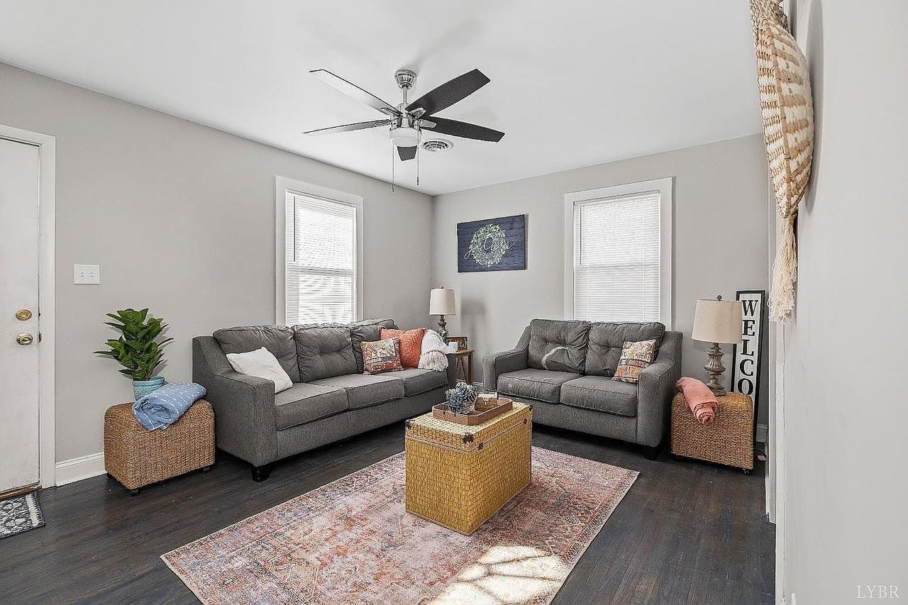 825 Old Forest Rd #NA - Photo 3 of 10