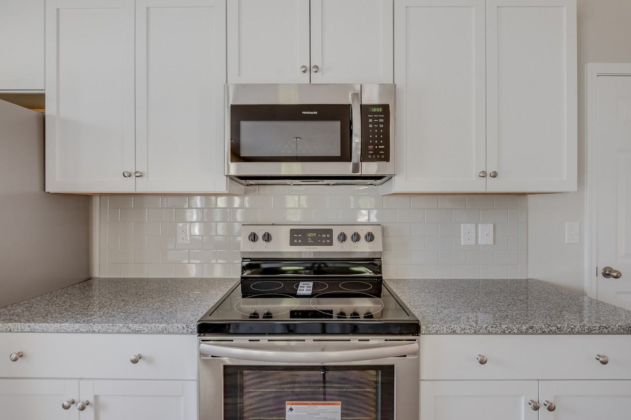 7450 O Hara St #7450 - Photo 7 of 22
