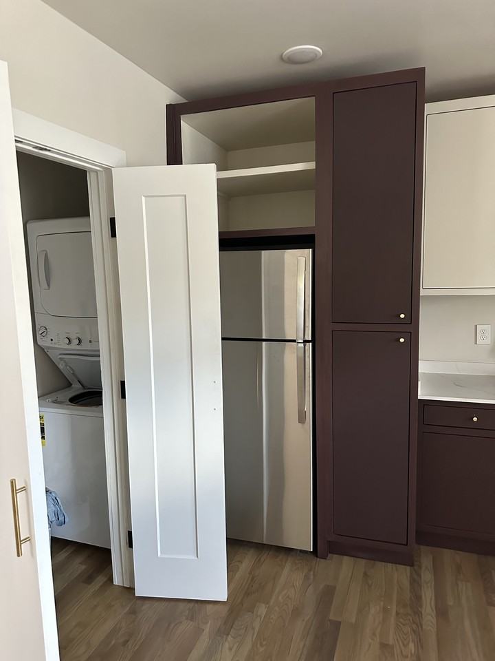 2707 N Kansas St #5 - Photo 4 of 10
