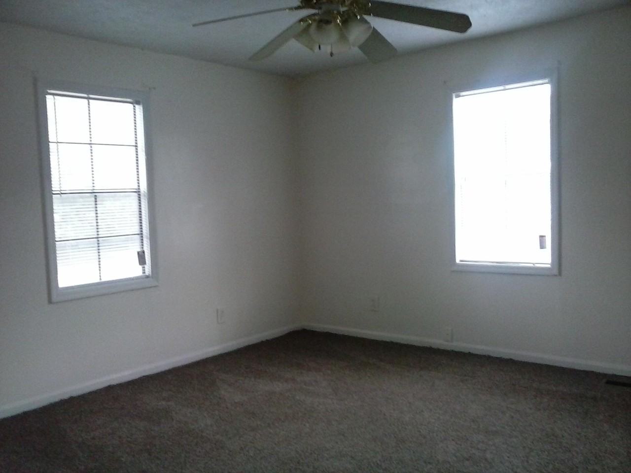 6 Bennett Dr #6BENNETT - Photo 3 of 5