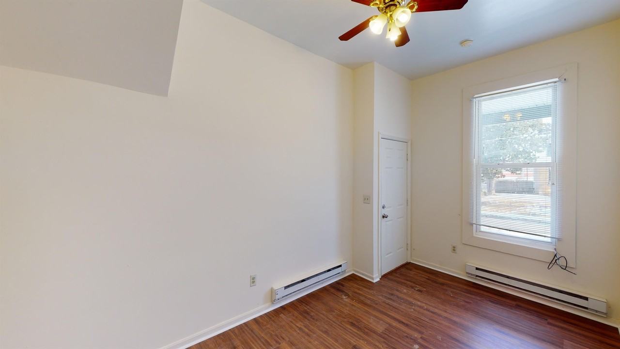 2215 Washington Ave #2 - Photo 6 of 19