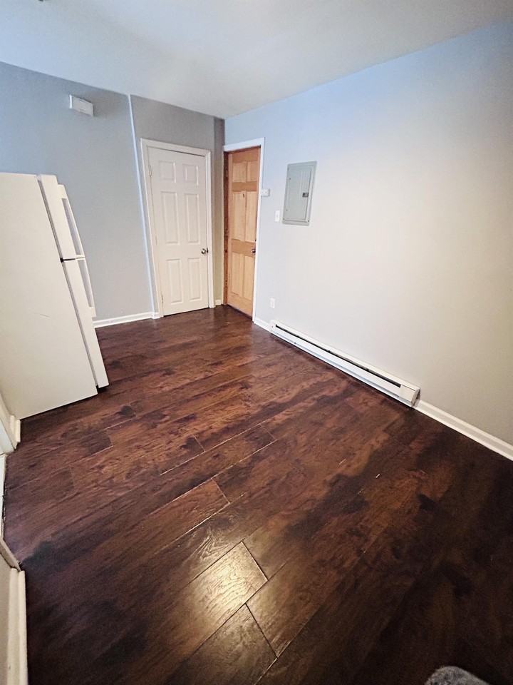 1 N 2nd St #4 - Photo 2 of 5