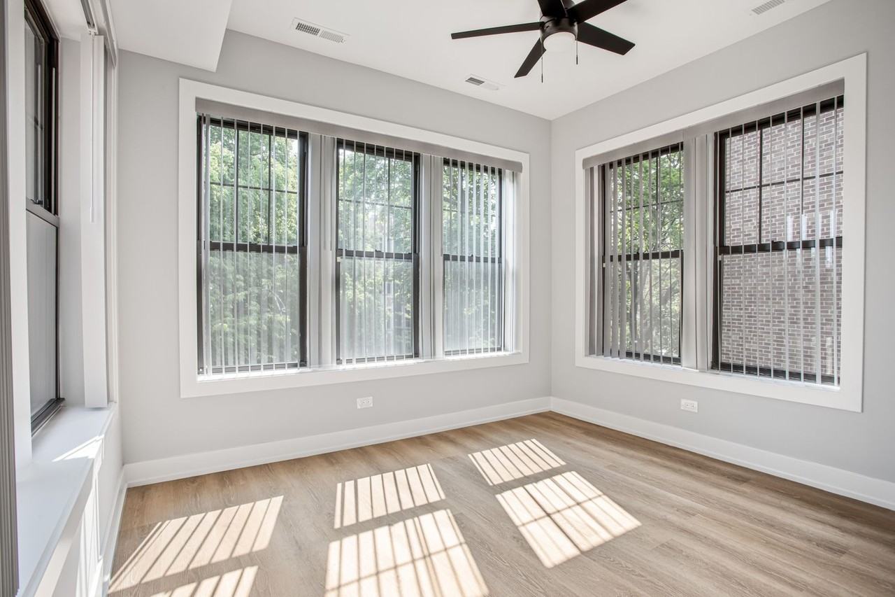 7642-48 N Eastlake Terrace - Photo 4 of 32
