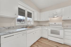 featured image of 3700 E Cherry St