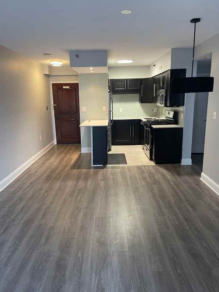 4801 Fairmont Ave - Photo 3 of 21