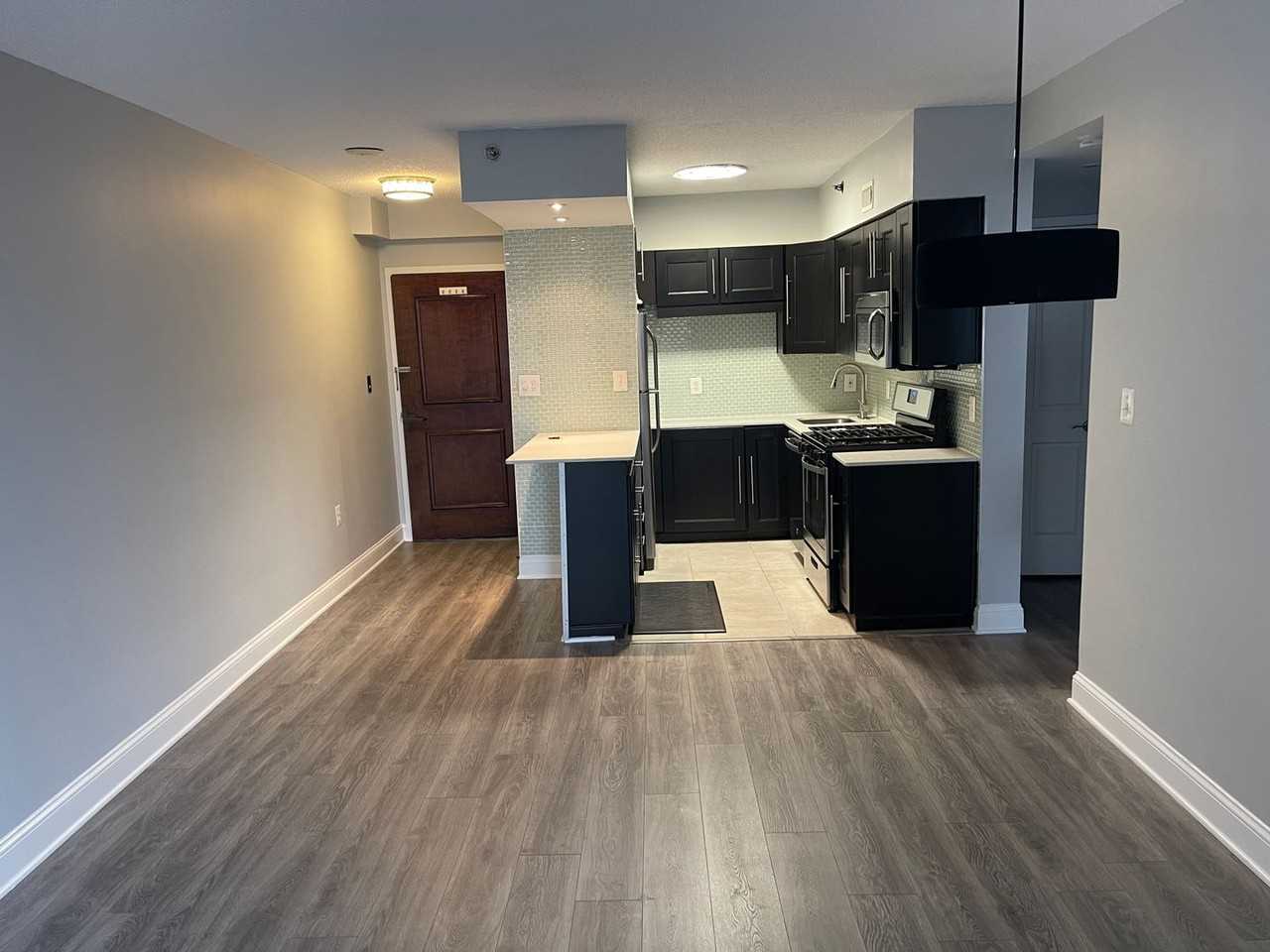 4801 Fairmont Ave - Photo 4 of 21