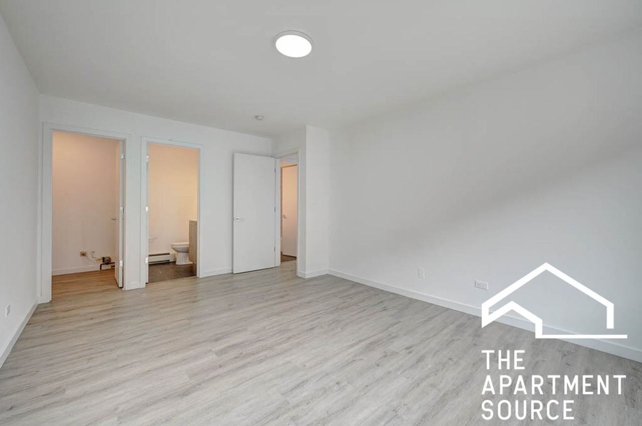 7621 N Sheridan Rd #3H - Photo 6 of 13