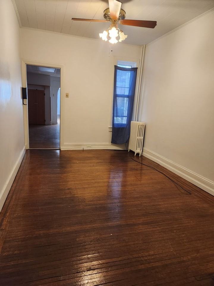 106 W. JACKSON STREET - Photo 2 of 13
