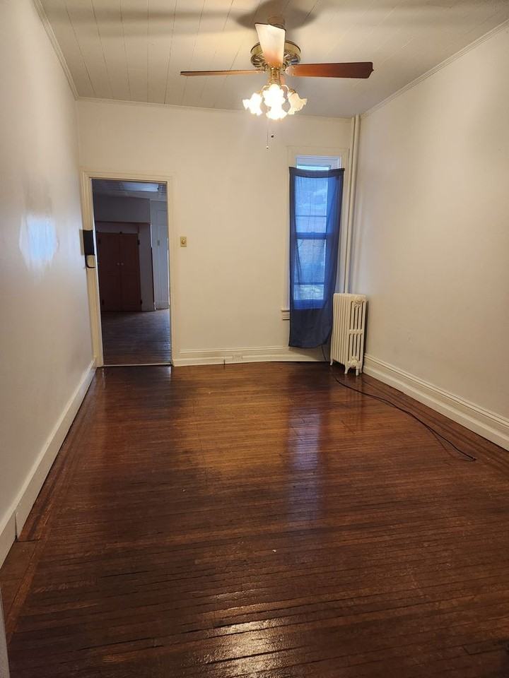 106 W. JACKSON STREET - Photo 3 of 13