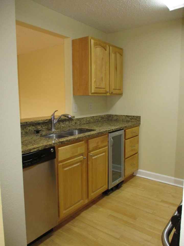 2065 Dixie Belle Dr #N - Photo 6 of 15