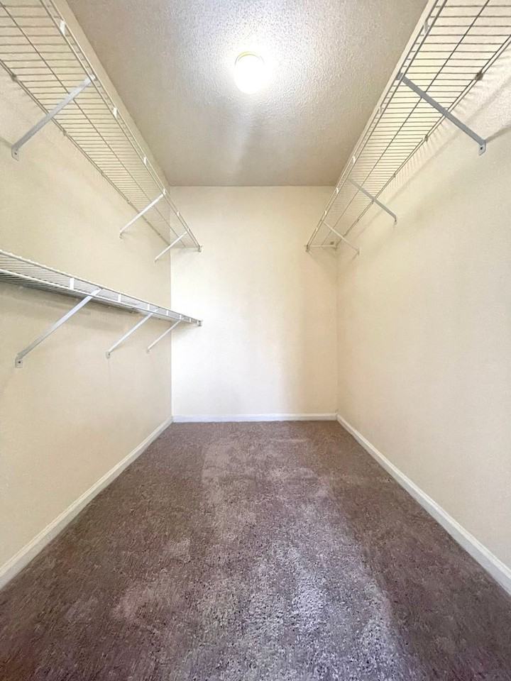 4009 Dancing Cloud Ct #32 - Photo 5 of 15