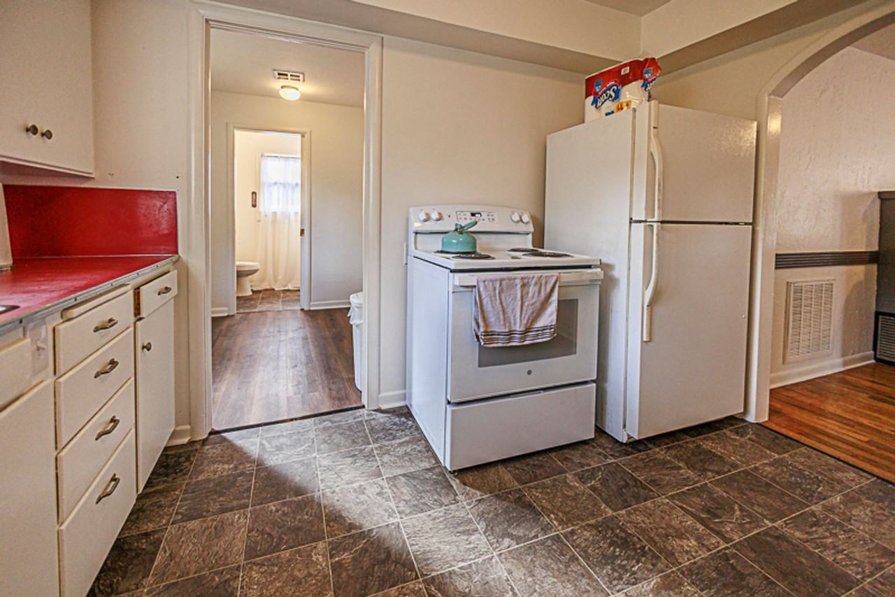 585 S 3rd St - Photo 4 of 14