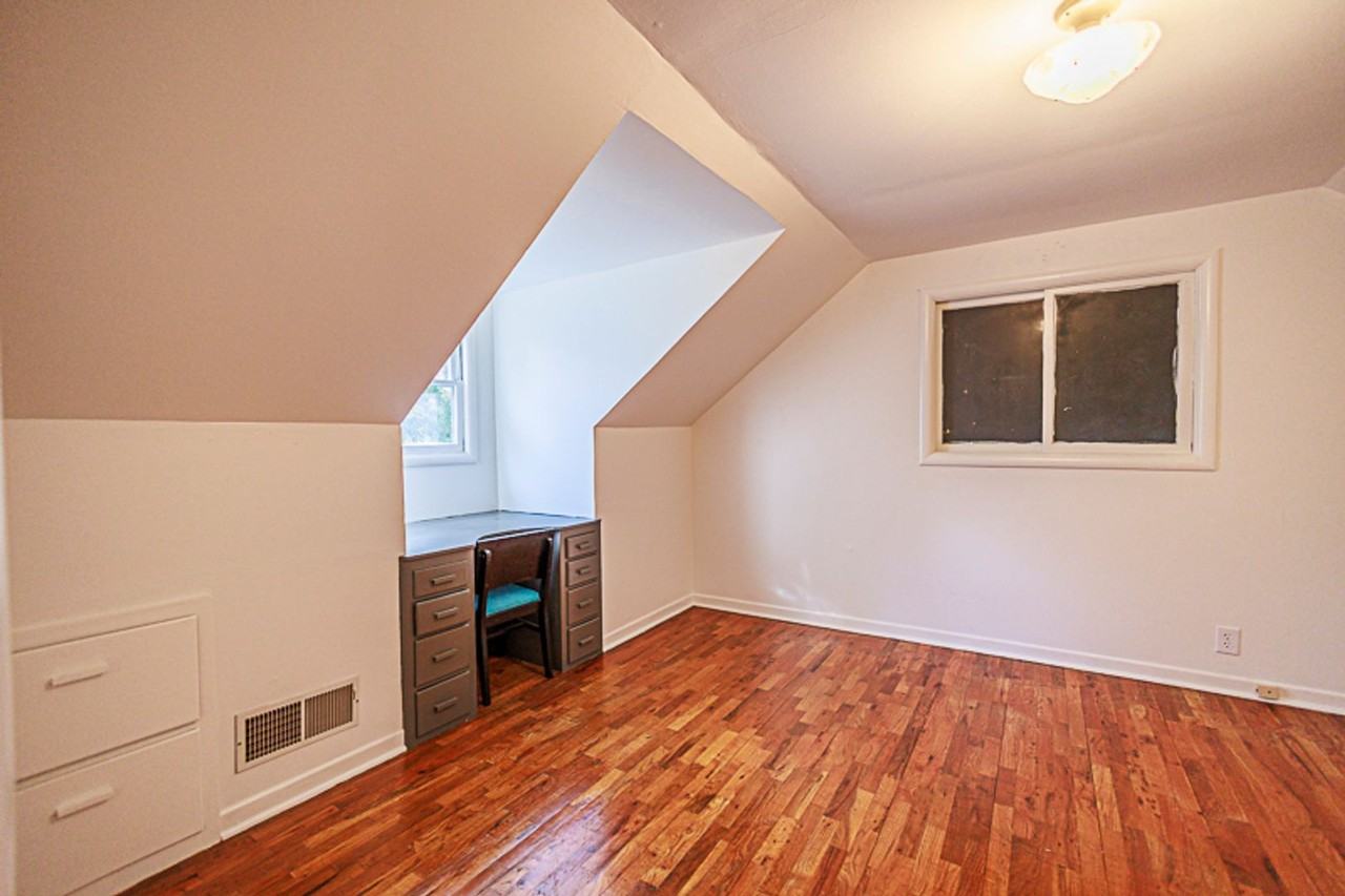 585 S 3rd St - Photo 7 of 14