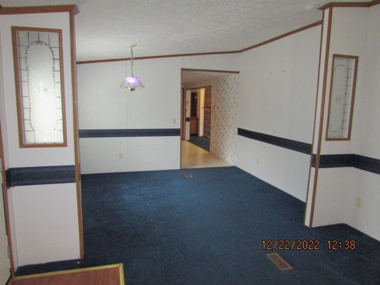 5050 Old Stone Rd - Photo 3 of 14