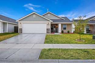 9321 W Idlewood Dr - Photo 1 of 1
