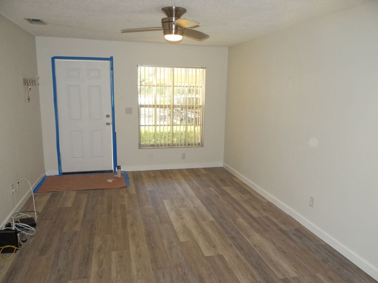 1116 Castlemay Cir - Photo 5 of 23