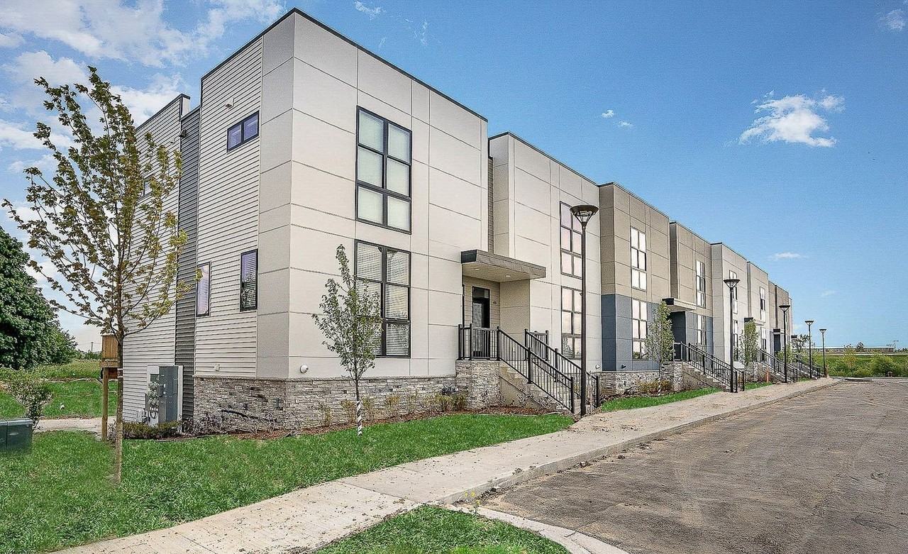 6026 Port View Dr Se - Photo 2 of 26