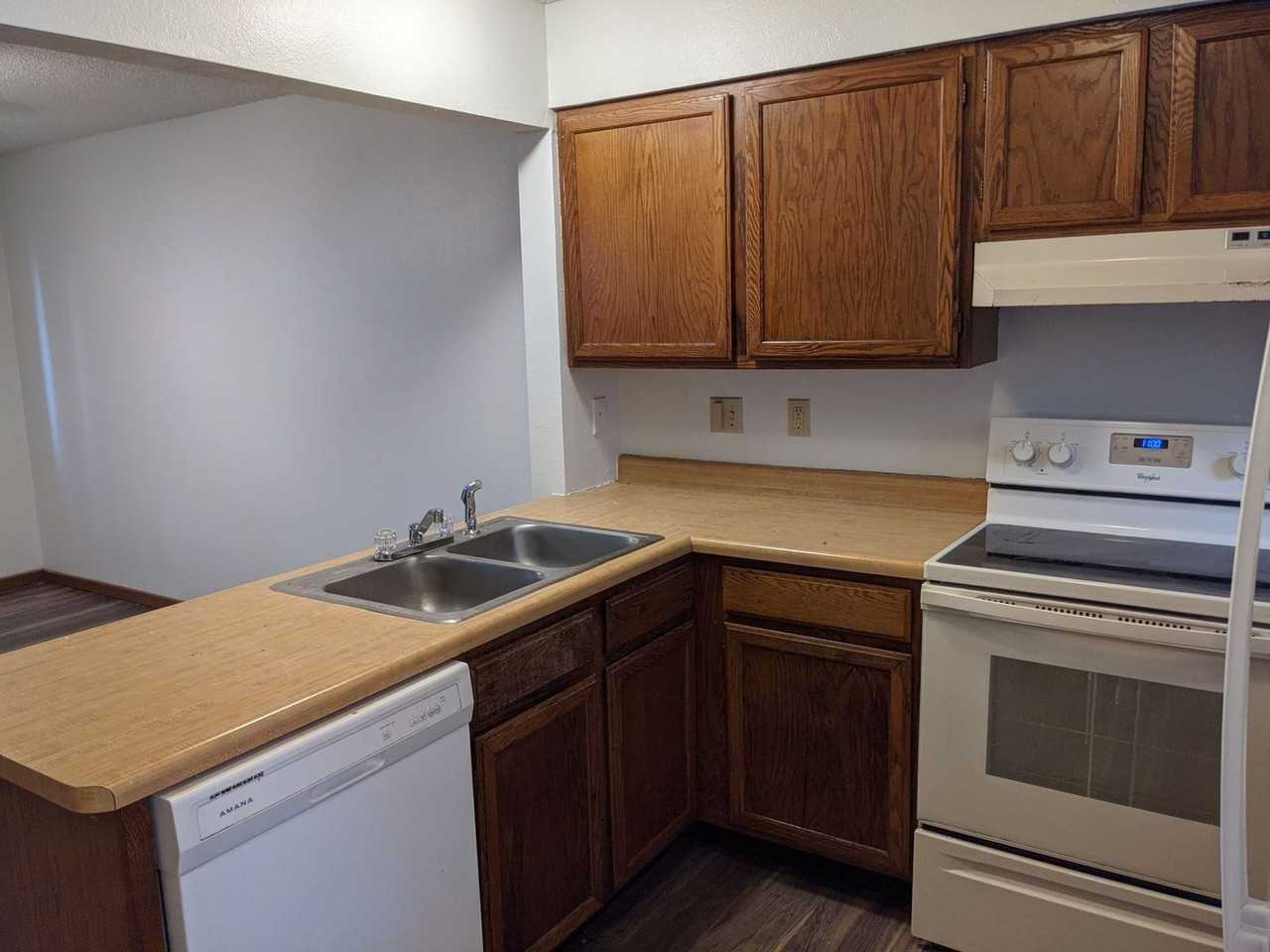 751 Westwinds Dr #3 - Photo 5 of 14