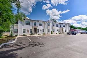 featured image of 1117 Greenwood Aly