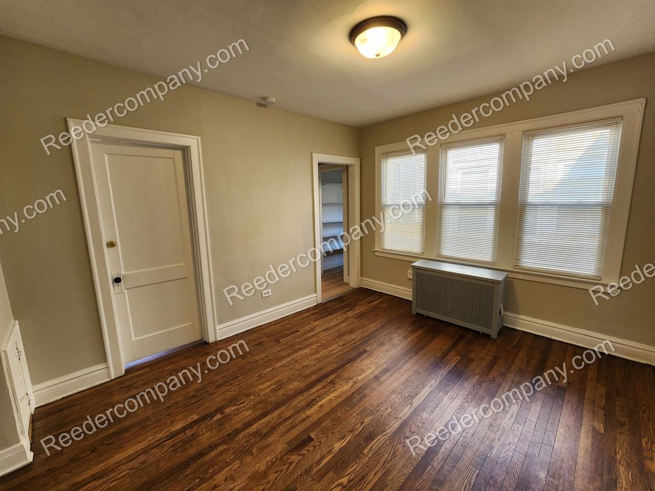 1020 119th Street - Photo 2 of 21