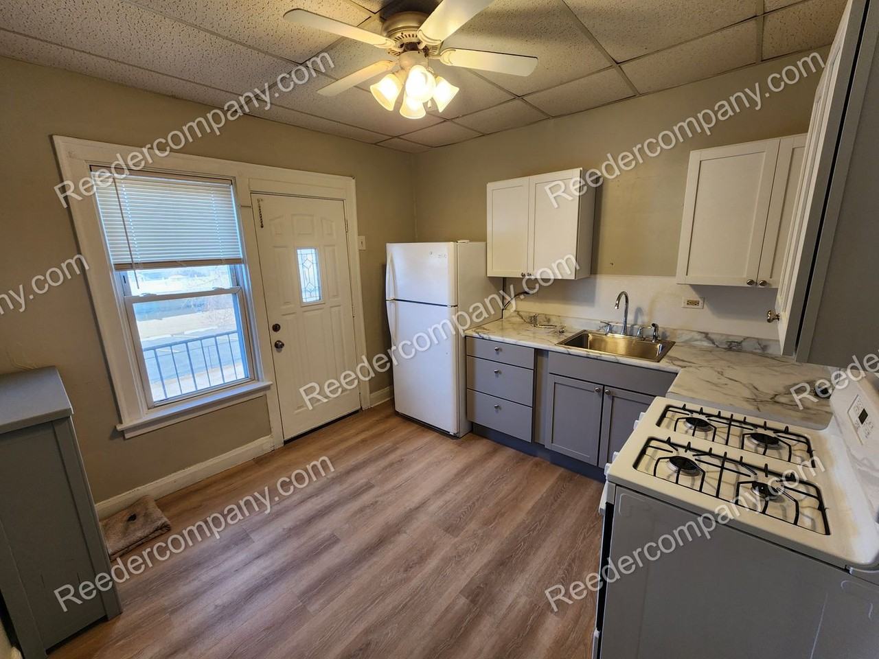 1020 119th Street - Photo 4 of 21