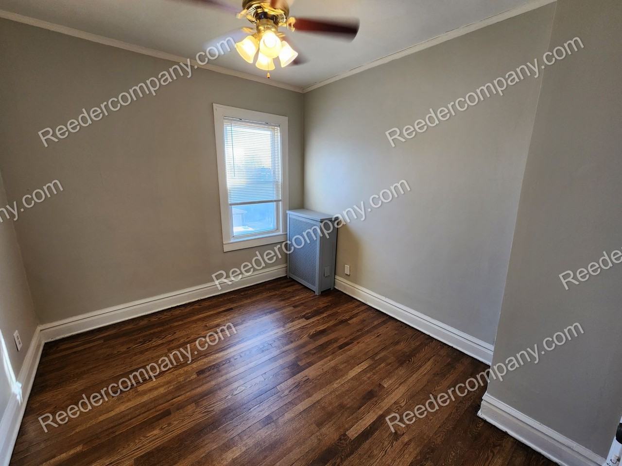 1020 119th Street - Photo 7 of 21