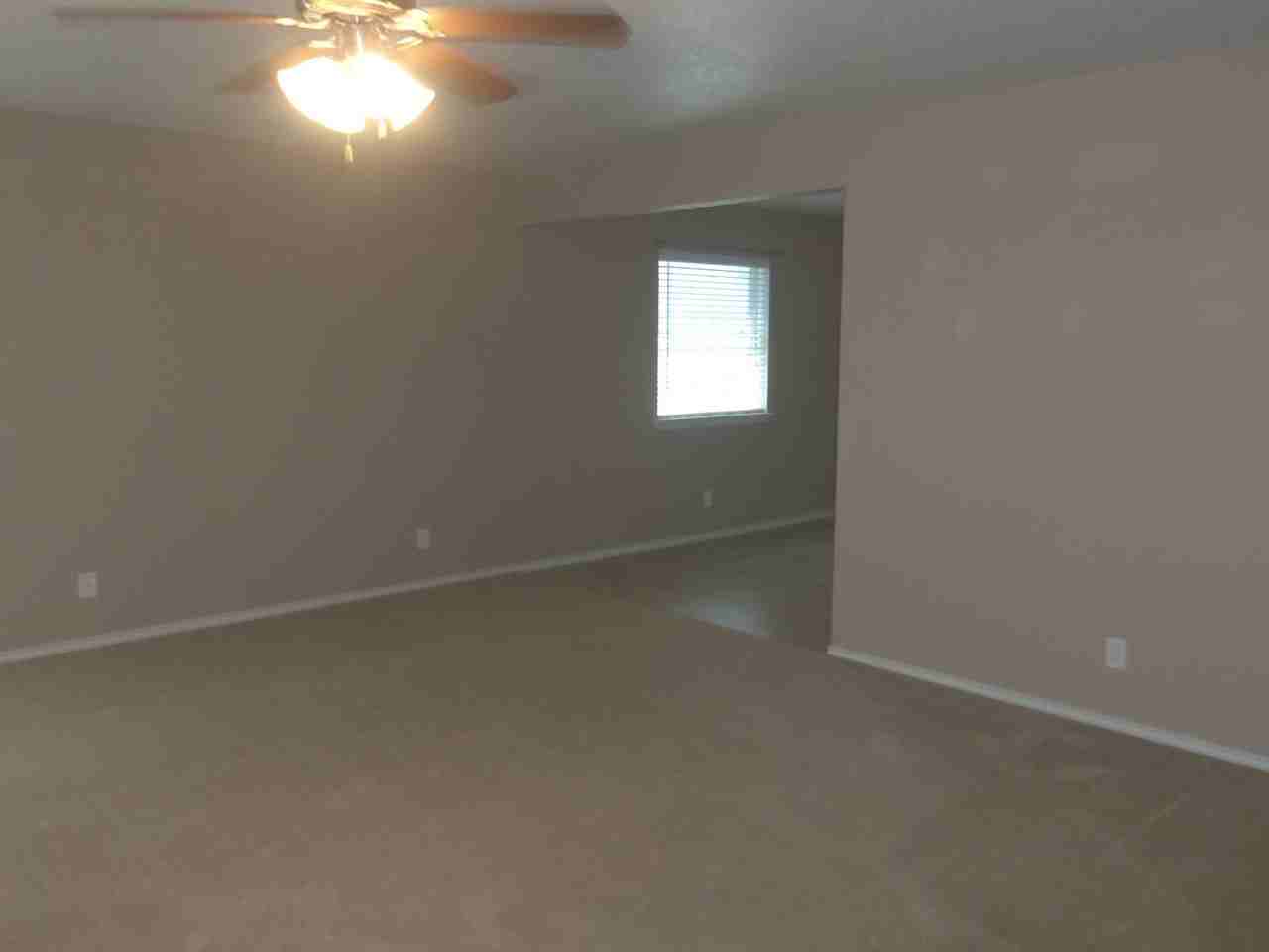 3208 Ida Dr - Photo 3 of 24