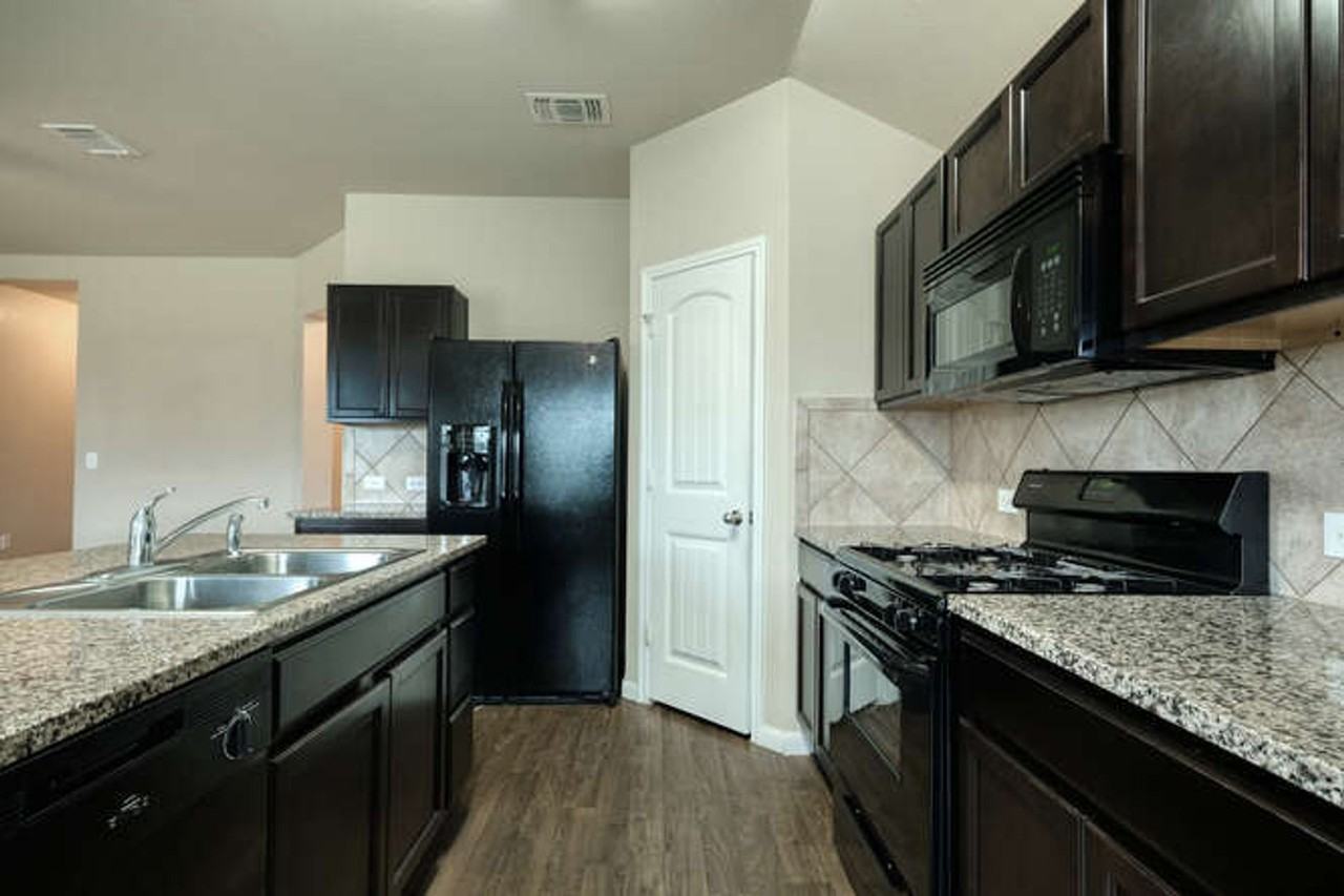 232 Voss - Photo 7 of 15