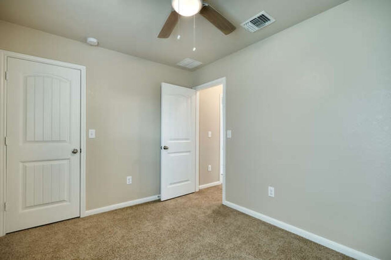 232 Voss - Photo 2 of 15