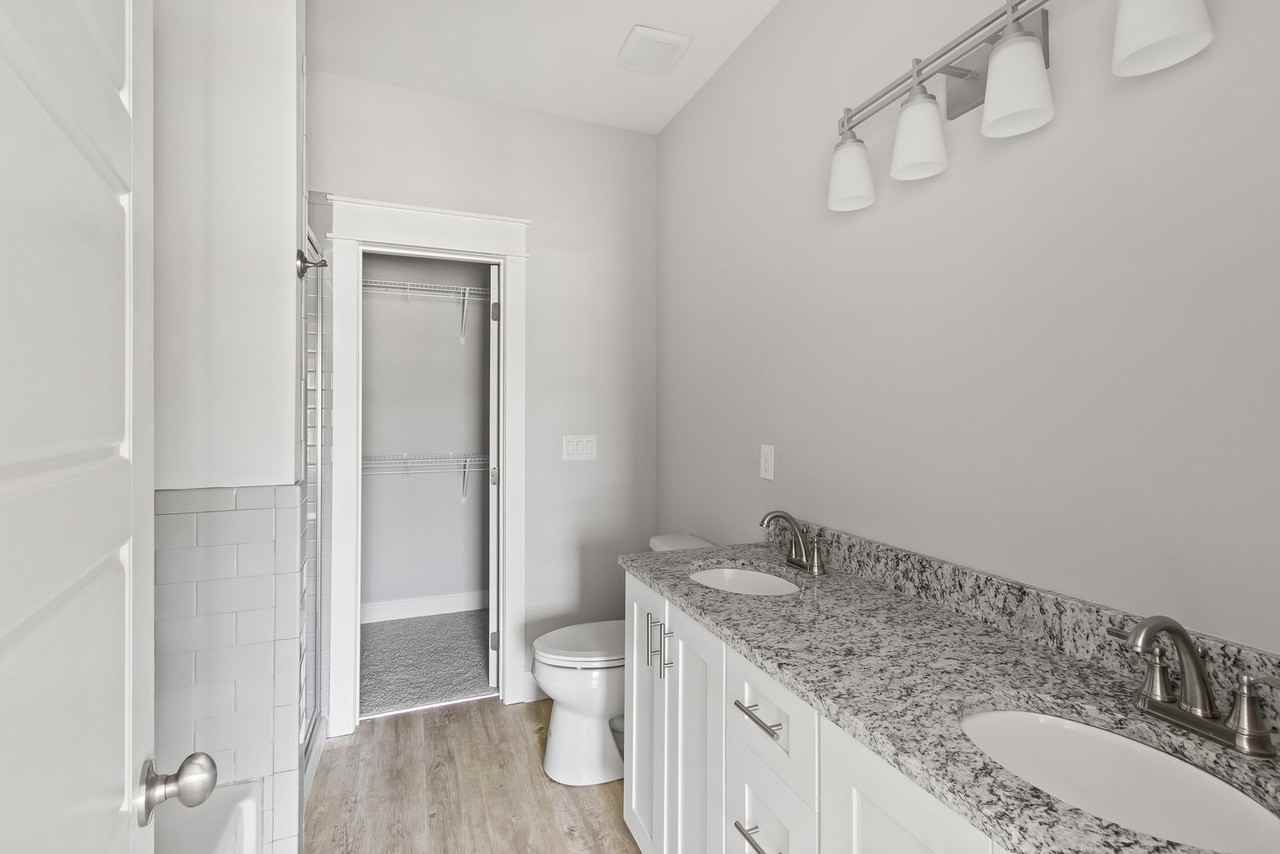 1419 Gatewood Pl - Photo 6 of 20