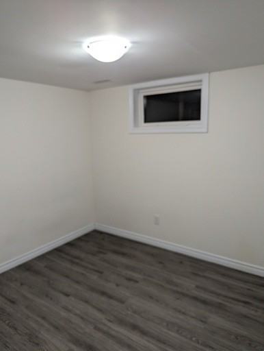 144 Puget St #B - Photo 3 of 6