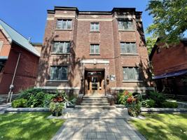 featured image of 575 Maclaren St