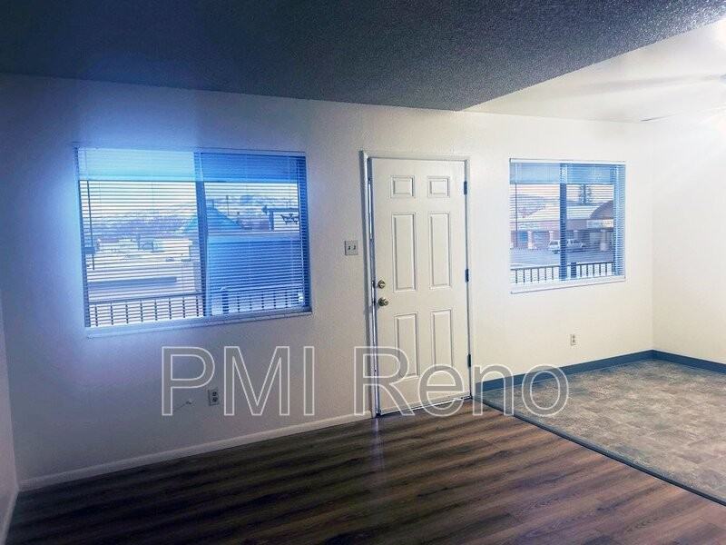 415 Greenbrae Dr #G - Photo 3 of 9