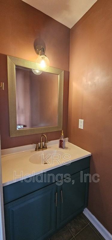 4504 Marlwood Way - Photo 4 of 18