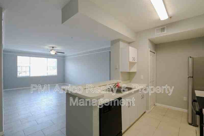 17101 Carrington Park Dr #405 - Photo 3 of 35
