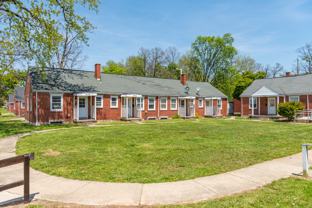 Colonial Village Apartments - Photo 1 of 1