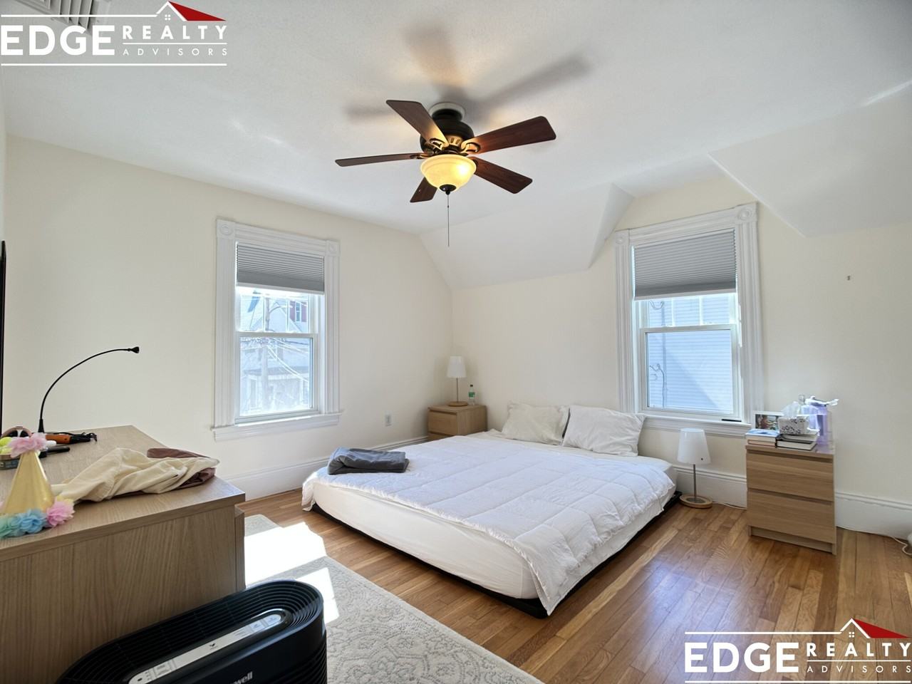 12 Hopedale St - Photo 7 of 18