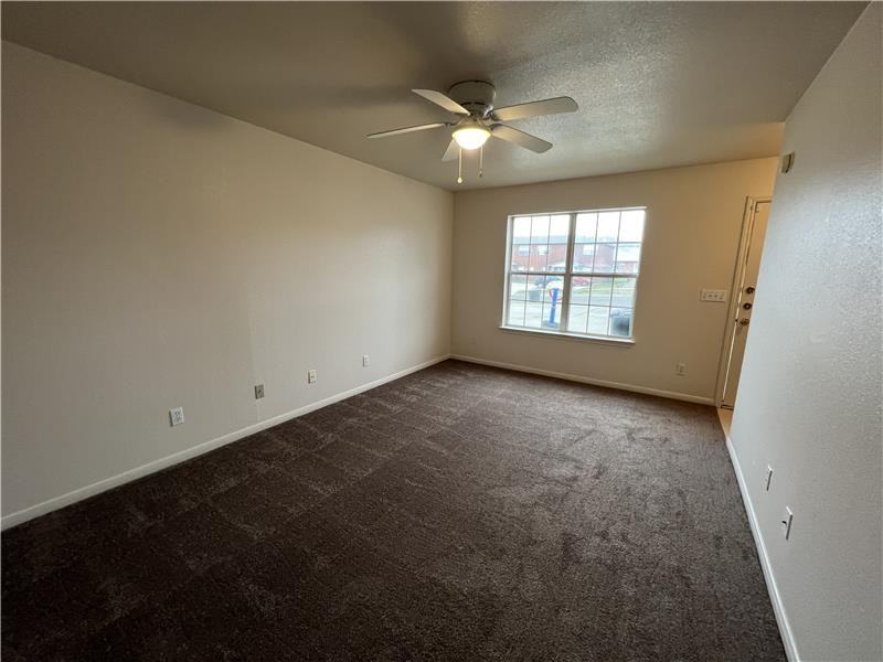 2811 Cantabrian Dr #B - Photo 5 of 20