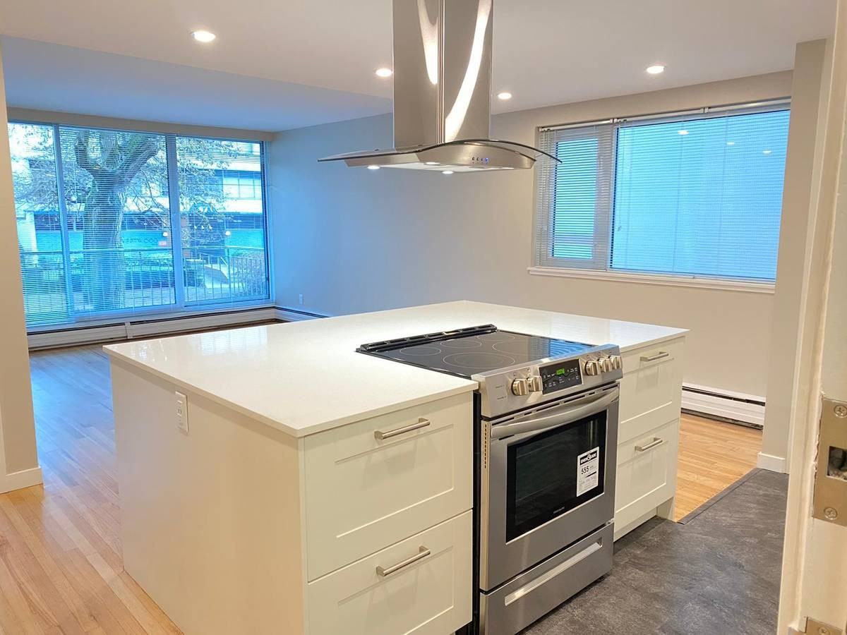 1010 Gilford Street - Photo 2 of 11