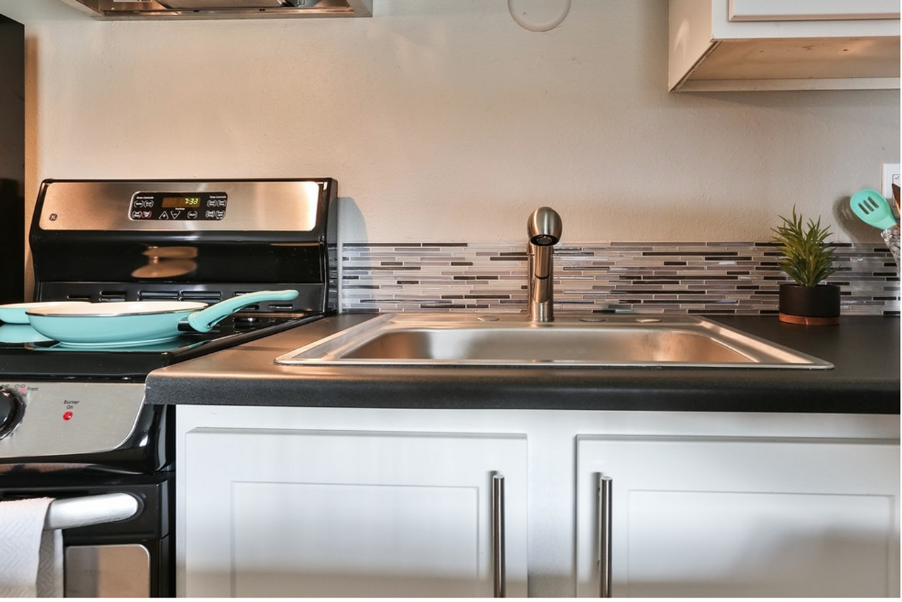 The Zimmer - Photo 3 of 40