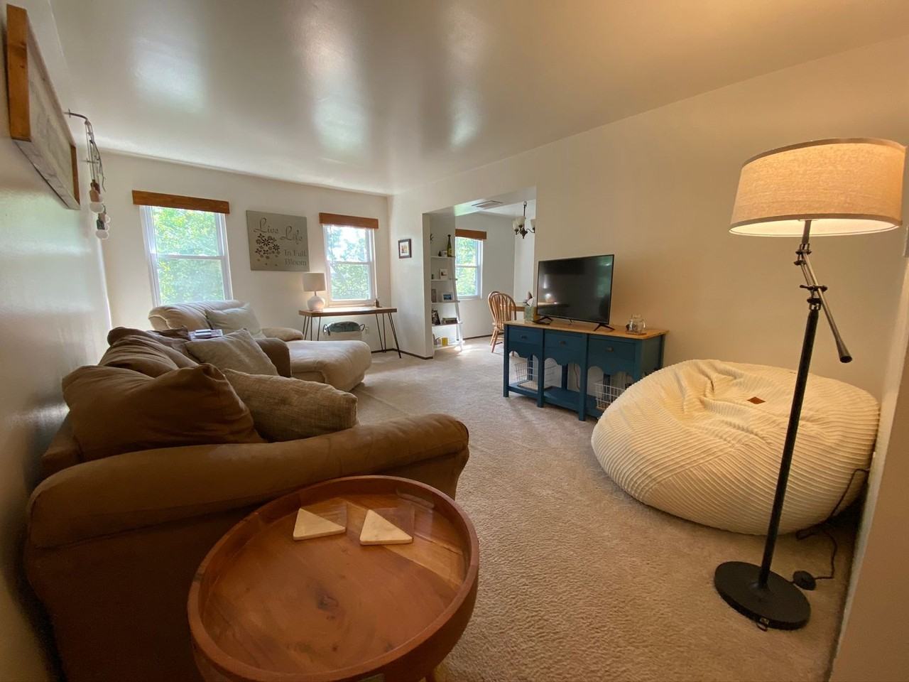 315 Bellwood Dr - Photo 2 of 9